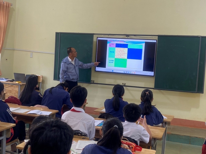 Chuyển đổi số trong gi&aacute;o dục ở trung t&acirc;m v&ugrave;ng T&acirc;y Nguy&ecirc;n - Ảnh 1.