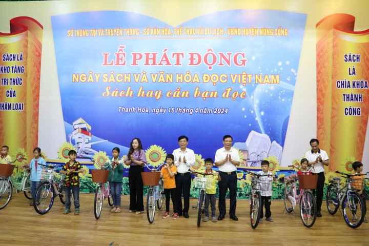 Thanh Hóa phát động Ngày Sách và Văn hóa đọc Việt Nam năm 2024 - Ảnh 2.