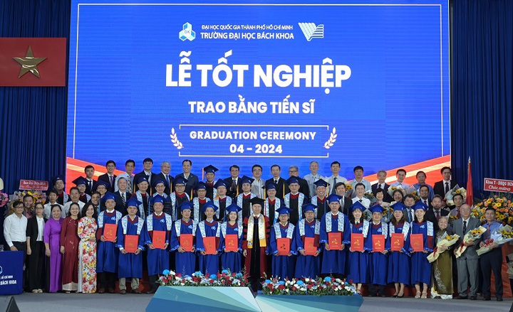 Trường Đại học Bách khoa - ĐHQG TP HCM tổ chức lễ tốt nghiệp tháng 4/2024- Ảnh 1.