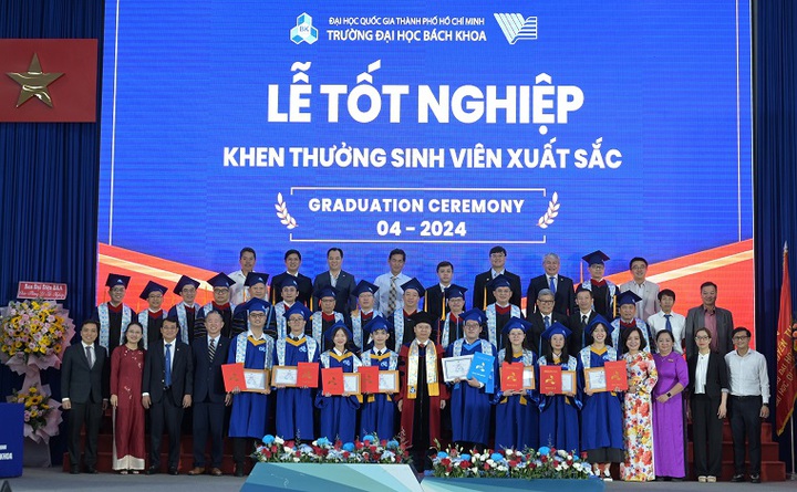 Trường Đại học Bách khoa - ĐHQG TP HCM tổ chức lễ tốt nghiệp tháng 4/2024- Ảnh 3.