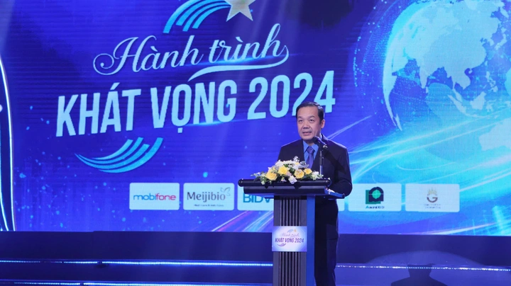 Tôn vinh người lao động tiêu biểu và "Cảm ơn bạn đồng hành" năm 2024 - Ảnh 1.