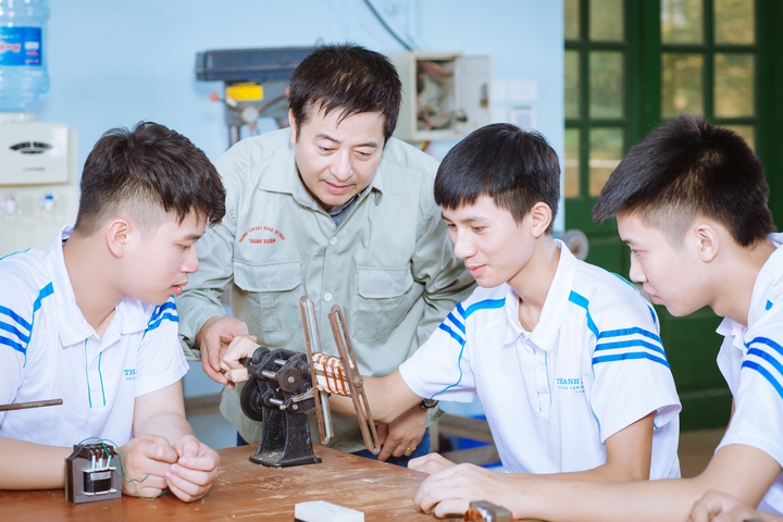 H&agrave;ng ngh&igrave;n học sinh, sinh vi&ecirc;n sẽ được đ&agrave;o tạo v&agrave; ph&aacute;t triển năng lực c&ocirc;ng nghệ cao - Ảnh 1.
