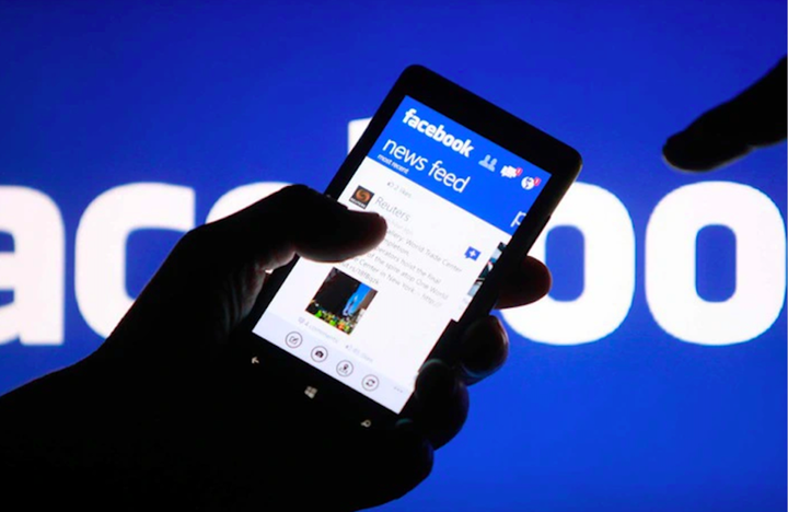 Facebook, Google phải gỡ nội dung, kho&aacute; t&agrave;i khoản vi phạm ph&aacute;p luật Việt Nam - Ảnh 1.