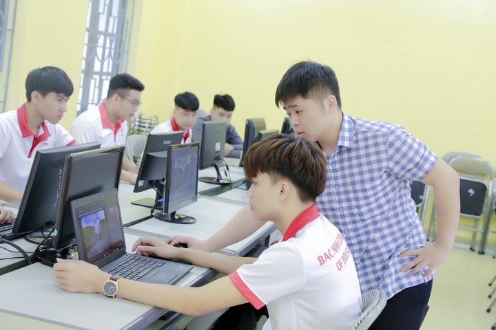 Phấn đấu đưa Bắc Ninh trở thành một trong các trung tâm đào tạo, nghiên cứu và phát triển hàng đầu của cả nước về khoa học, công nghệ - Ảnh 1.