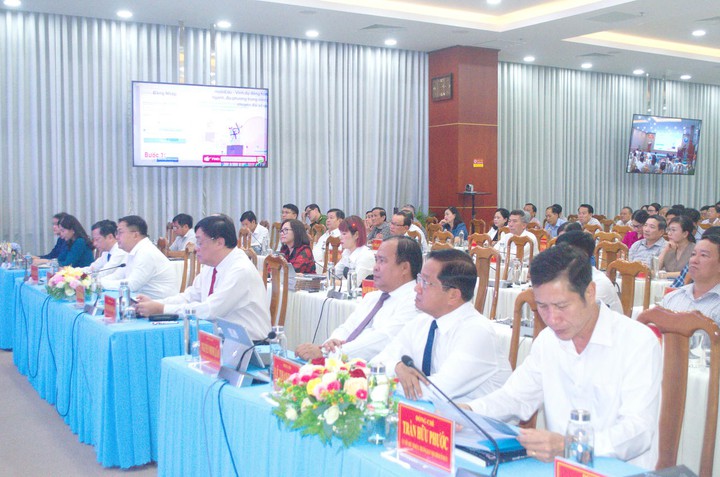 Phát động phong trào "Bình dân học vụ số" - Ảnh 1.