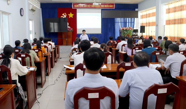 Tổ chức lớp tập huấn khai thác, sử dụng hệ thống quản lý văn bản và điều hành tỉnh An Giang phiên bản 5.0 - Ảnh 1.
