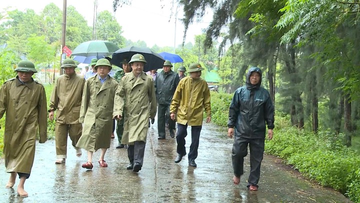 Quy định việc tổ chức và đảm bảo thông tin liên lạc phục vụ công tác chỉ đạo, điều hành phòng, chống thiên tai- Ảnh 1. Quy định việc tổ chức và đảm bảo thông tin liên lạc phục vụ công tác chỉ đạo, điều hành phòng, chống thiên tai- Ảnh 1.