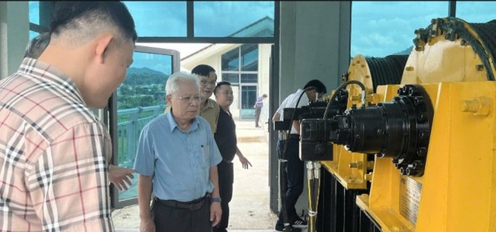 Nghiên cứu hoàn thiện thiết kế, công nghệ chế tạo và ứng dụng hệ thống tời thuỷ lực để đóng mở cửa van các công trình thuỷ điện, thuỷ lợi - Ảnh 3.
