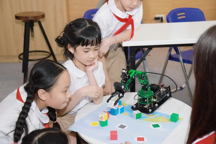 Đưa trí tuệ nhân tạo vào tiểu học: đi nhanh nhưng phải chắc - Ảnh 2.