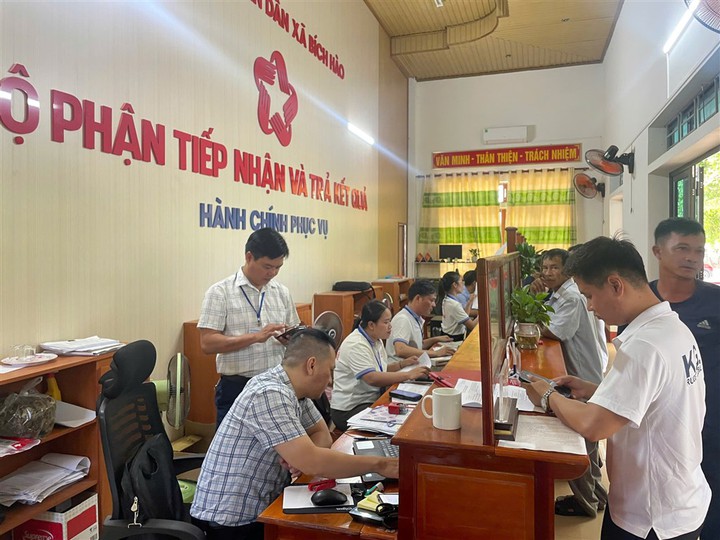 Nghệ An đẩy mạnh thực hiện Kế hoạch 02 của Ban Chỉ đạo Trung ương, tạo bứt phá trong chuyển đổi số chính quyền hai cấp- Ảnh 2.