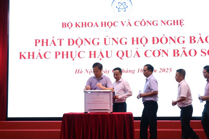 Bộ KH&CN phát động quyên góp, ủng hộ đồng bào vùng bão lũ- Ảnh 3.