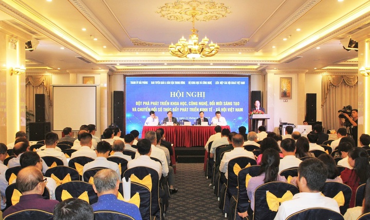 Tạo đà cho đột phá phát triển khoa học, công nghệ, đổi mới sáng tạo và chuyển đổi số - Ảnh 1.