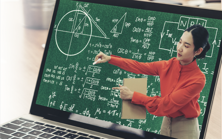 Chuyển đổi số trong giảng dạy các môn khoa học cơ bản - Ảnh 1.