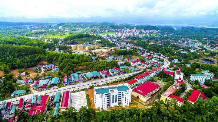 Điện Biên đẩy mạnh cơ cấu lại nền kinh tế trên nền tảng khoa học, công nghệ và chuyển đổi số- Ảnh 2. Điện Biên đẩy mạnh cơ cấu lại nền kinh tế trên nền tảng khoa học, công nghệ và chuyển đổi số- Ảnh 2.