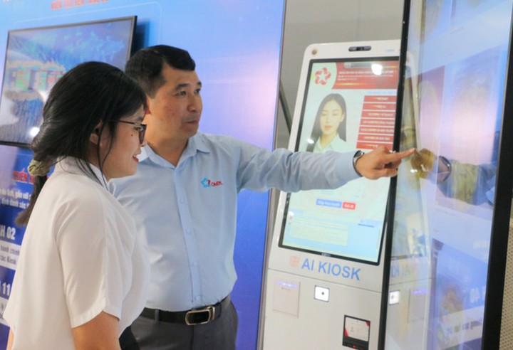 An Giang đẩy mạnh chuyển đổi số: Chính quyền 2 cấp “chia quân” xuống tận ấp, đưa dịch vụ công đến gần dân hơn - Ảnh 2.