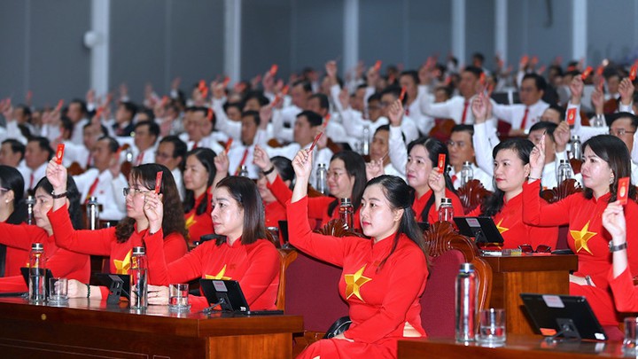 Cà Mau kiến tạo chính quyền số: Đột phá tư duy phát triển trong kỷ nguyên mới - Ảnh 1.