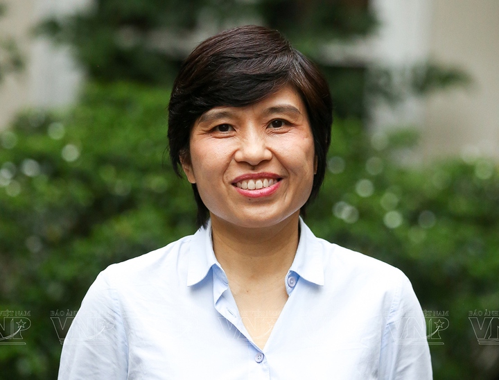 Nhà khoa học kể chuyện cắm sổ đỏ đưa nghiên cứu từ phòng thí nghiệm qua vùng đệm - Ảnh 1.