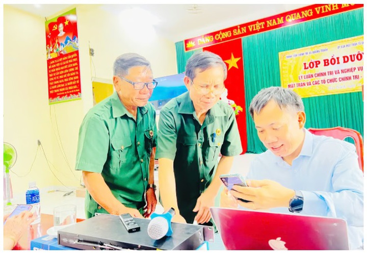 Lan tỏa "Mặt trận số" ở Quảng Trị - Ảnh 1.