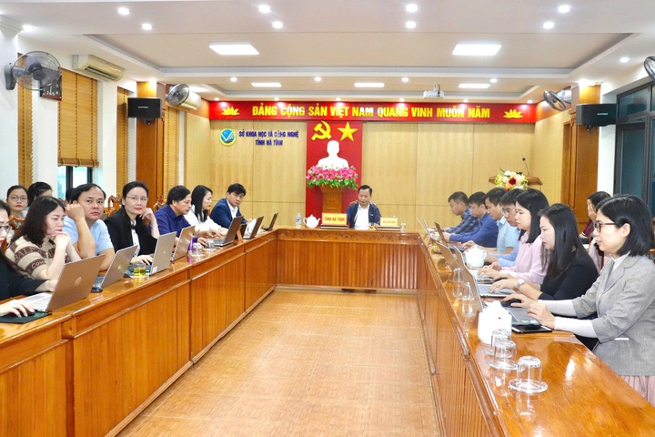 Nâng cao hiệu quả quản lý nhà nước về khoa học, công nghệ cho cán bộ, công chức địa phương - Ảnh 1.