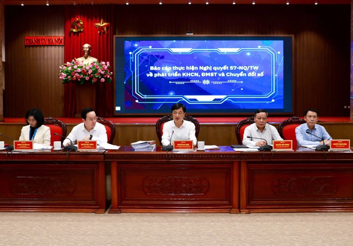 Tinh thần 6 rõ và yêu cầu đưa Hà Nội trở thành trung tâm đổi mới sáng tạo, chuyển đổi số của cả nước - Ảnh 2.