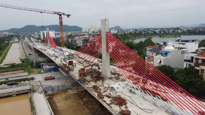 Ứng dụng mạnh mẽ khoa học công nghệ trong lĩnh vực công nghiệp - xây dựng - Ảnh 1.