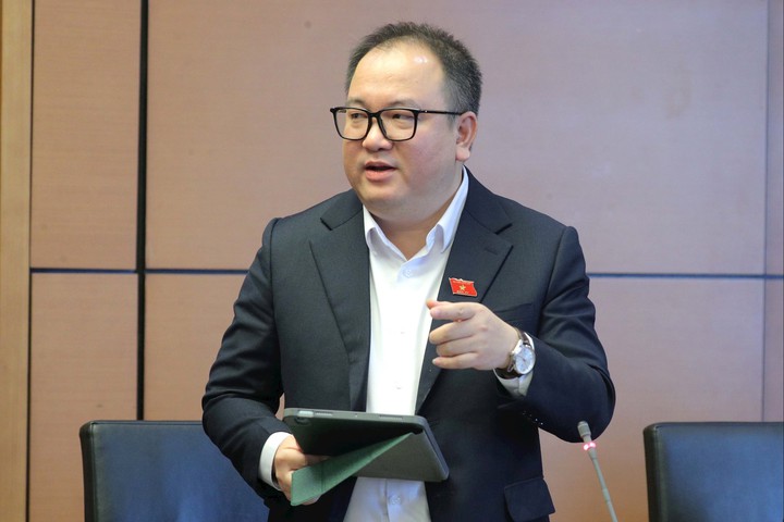 Làm rõ trách nhiệm khi trí tuệ nhân tạo mắc sai sót - Ảnh 1.