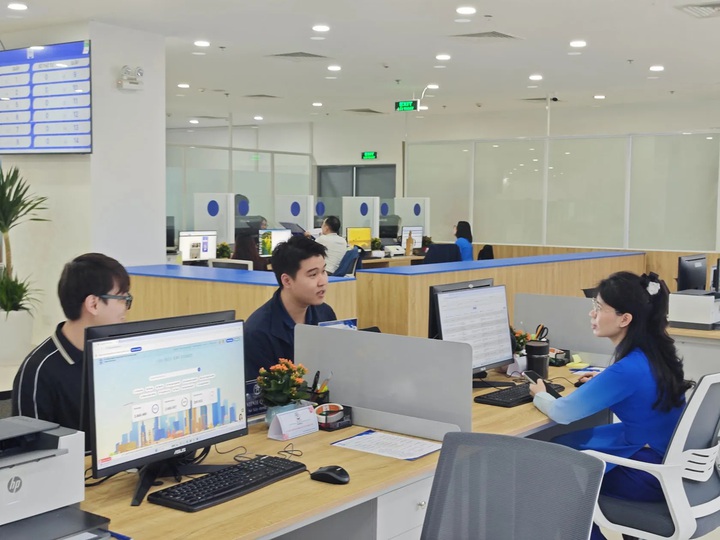 Hà Nội thúc đẩy Chính quyền số, cải cách hành chính Đề án 06 - Ảnh 1.