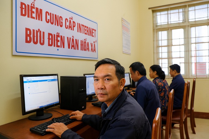 Giảm nghèo thông tin, nền tảng để không ai bị bỏ lại phía sau- Ảnh 2. Giảm nghèo thông tin, nền tảng để không ai bị bỏ lại phía sau- Ảnh 2.