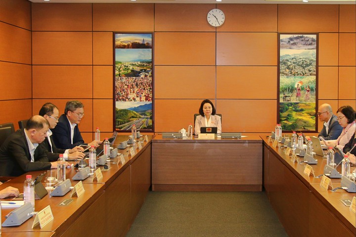 Tạo hành lang pháp lý đồng bộ, thúc đẩy sự phát triển của AI - Ảnh 1.