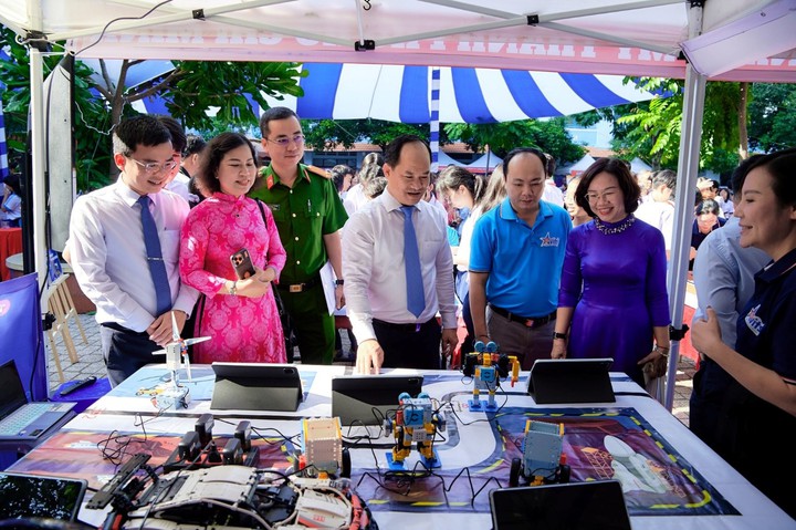 TP Hồ Chí Minh: Tiếp tục đẩy mạnh ứng dụng số từ cơ sở - Ảnh 2.