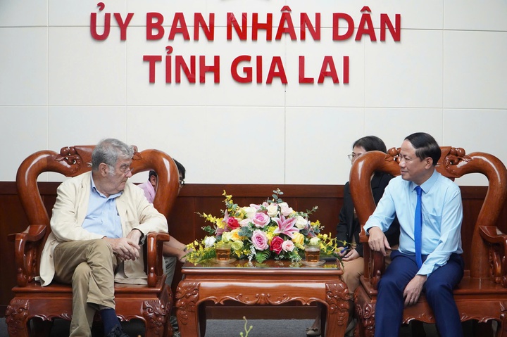 Chủ tịch tỉnh Gia Lai: Lấy khoa học công nghệ là nòng cốt để phát triển - Ảnh 1.