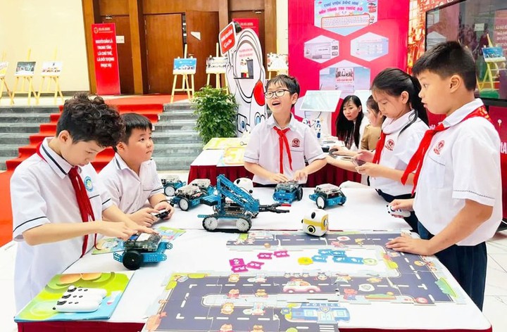 Hướng đi mới trong chuyển đổi số theo Nghị quyết số 57-NQ/TƯ:Nhanh hơn, hiệu quả hơn, gần dân hơn - Ảnh 1.