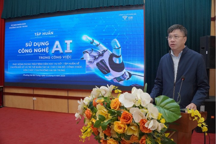 Phường Hai Bà Trưng, Hà Nội tổ chức tập huấn về chuyển đổi số, ứng dụng trí tuệ nhân tạo - Ảnh 2.