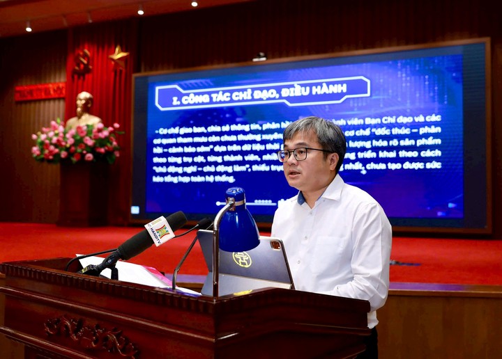 Hà Nội nhận diện 7 "điểm nghẽn" trong triển khai Nghị quyết số 57-NQ/TƯ - Ảnh 2.
