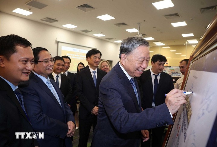 Tổng Bí thư Tô Lâm: Đổi mới sáng tạo cần được lan tỏa và thấm sâu vào đời sống xã hội - Ảnh 10.