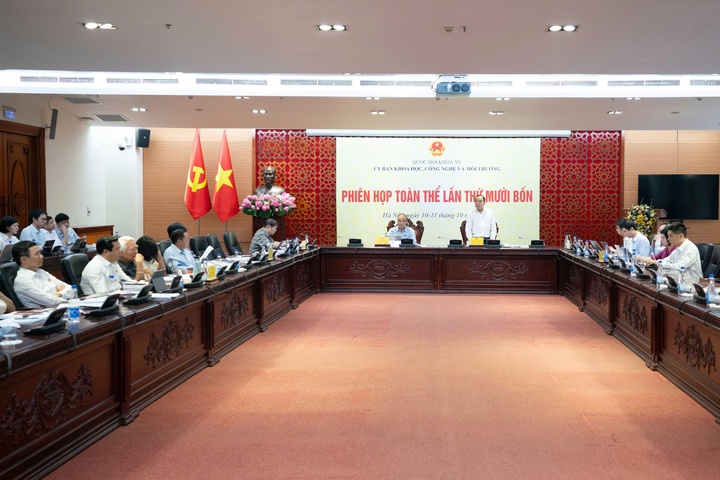 Sửa Luật để gỡ rào cản về phát triển khoa học công nghệ cao - Ảnh 1.