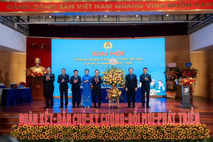 Đại hội Công đoàn VNPT lần thứ III: Hướng tới hạnh phúc người lao động và phát triển bền vững Tập đoàn- Ảnh 5. Đại hội Công đoàn VNPT lần thứ III: Hướng tới hạnh phúc người lao động và phát triển bền vững Tập đoàn- Ảnh 5.