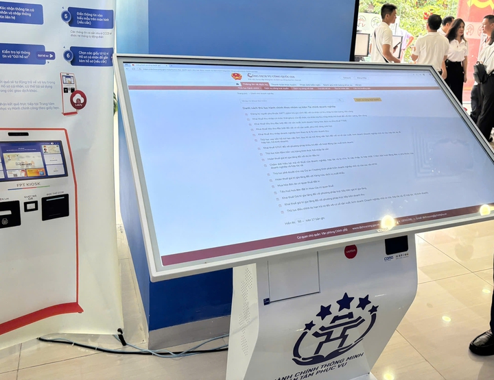 Hiệu quả triển khai mô hình dịch vụ công trực tuyến tại chi nhánh trung tâm phục vụ hành chính công Tây Hồ- Ảnh 2.