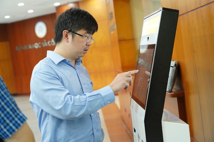 Bộ KH&CN công bố bãi bỏ thủ tục hành chính nội bộ không còn phù hợp- Ảnh 1. Bộ KH&CN công bố bãi bỏ thủ tục hành chính nội bộ không còn phù hợp- Ảnh 1.