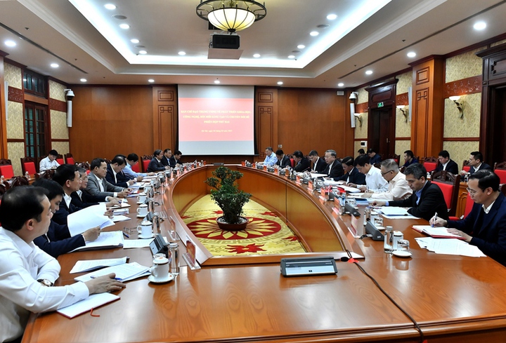 Tổng Bí thư Tô Lâm chủ trì Phiên họp Ban Chỉ đạo Trung ương về phát triển khoa học, công nghệ, đổi mới sáng tạo và chuyển đổi số - Ảnh 2.