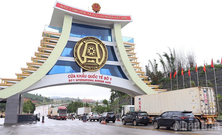  Xã Bờ Y phát động Phong trào "Bình dân học vụ số" năm 2025 - Ảnh 1.