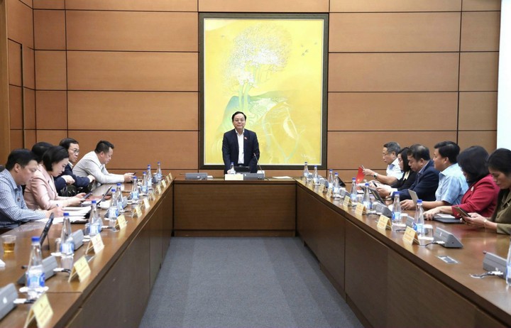 Hoàn thiện thể chế chuyển đổi số toàn diện, bao trùm – Không để ai bị bỏ lại phía sau- Ảnh 1. Hoàn thiện thể chế chuyển đổi số toàn diện, bao trùm – Không để ai bị bỏ lại phía sau- Ảnh 1.