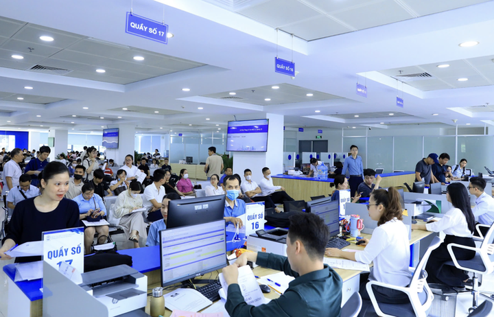 Hà Nội chuyển giao các Điểm phục vụ hành chính công xã, phường về Trung tâm Phục vụ hành chính công thành phố - Ảnh 2.