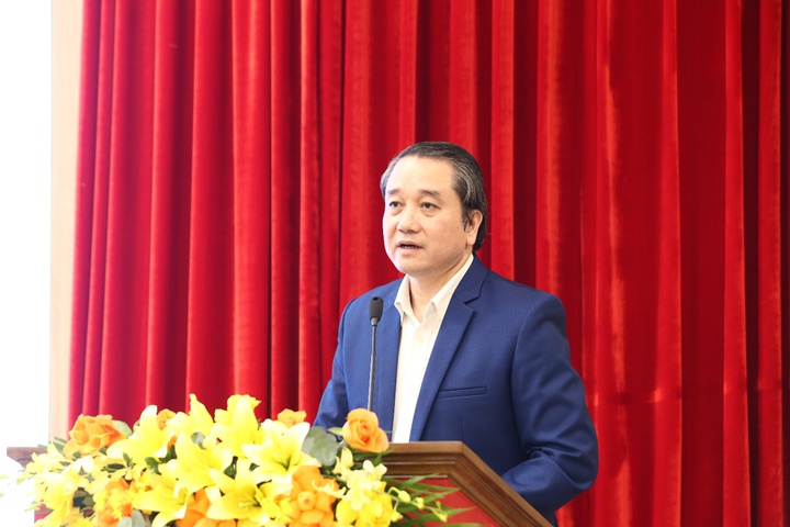 PGS.TS. Đào Ngọc Chiến, Giám đốc Quỹ Phát triển KH&CN Quốc gia phát biểu tại Hội thảo. PGS.TS. Đào Ngọc Chiến, Giám đốc Quỹ Phát triển KH&CN Quốc gia phát biểu tại Hội thảo.