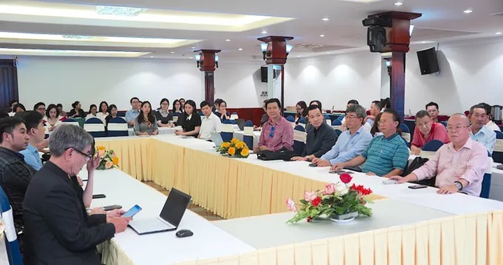 Băn khoăn với quy định về ngoại lệ bản quyền cho AI - Ảnh 1.