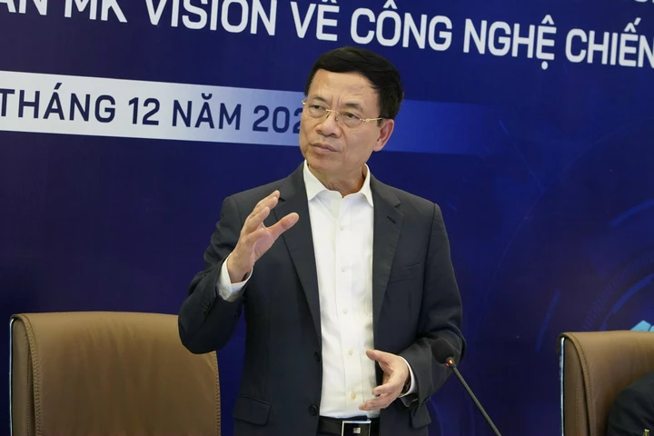 Bộ trưởng Nguyễn Mạnh Hùng: Muốn ra thế giới, trước hết phải làm chủ sản phẩm chiến lược- Ảnh 2. Bộ trưởng Nguyễn Mạnh Hùng: Muốn ra thế giới, trước hết phải làm chủ sản phẩm chiến lược- Ảnh 2.