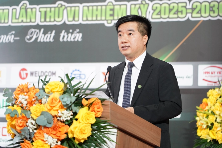 TS. Nguyễn Quân tái đắc cử Chủ tịch Hội Tự động hóa Việt Nam nhiệm kỳ VI- Ảnh 5. TS. Nguyễn Quân tái đắc cử Chủ tịch Hội Tự động hóa Việt Nam nhiệm kỳ VI- Ảnh 5.