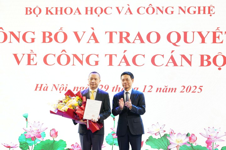 Tổng c&ocirc;ng ty Bưu điện Việt Nam: Lấy c&ocirc;ng nghệ v&agrave; đổi mới s&aacute;ng tạo l&agrave; động lực tăng trưởng giai đoạn ph&aacute;t triển mới- Ảnh 5.