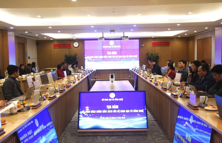 Bộ Khoa học v&agrave; C&ocirc;ng nghệ đẩy mạnh cải c&aacute;ch h&agrave;nh ch&iacute;nh, n&acirc;ng cao hiệu quả phục vụ người d&acirc;n v&agrave; doanh nghiệp - Ảnh 1.