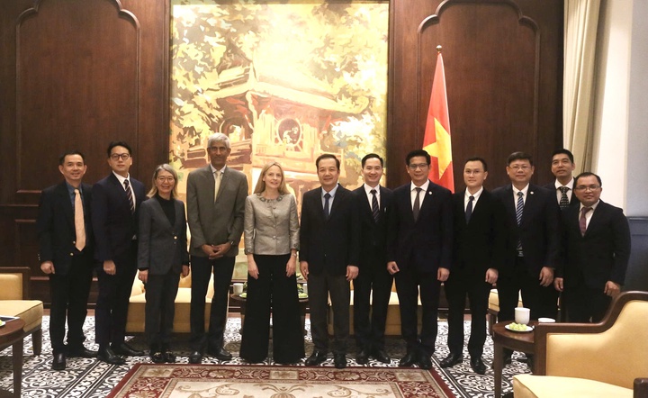 Thúc đẩy hợp tác công nghệ giữa Việt Nam và Amazon trong kỷ nguyên số mới- Ảnh 1. Thúc đẩy hợp tác công nghệ giữa Việt Nam và Amazon trong kỷ nguyên số mới- Ảnh 1.